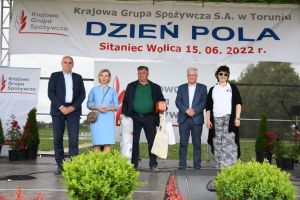 Zdjcie ze zwycizc 1 nagrody