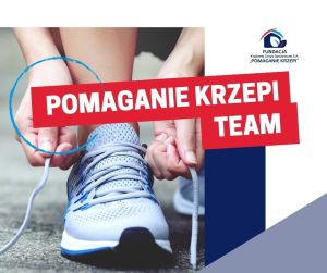 But i ręka wiążąca sznurówki.