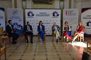 goście panelu 1-min