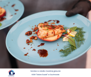 Sandacz w słodko-kwaśnej glazurze